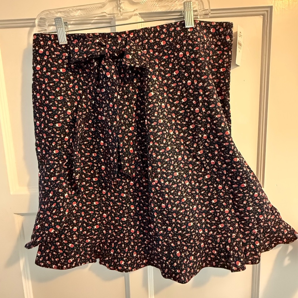 LOFT White and Black A-Line Skirt with Tie Front